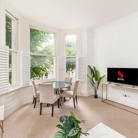 2 Min Walk Earls Court Station - Luxury 2 Bedroom Flat Londen Buitenkant foto